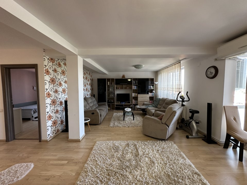 COMISION 0% Cladire de birouri multifunctionala - zona Girocului 15, foxfort.ro