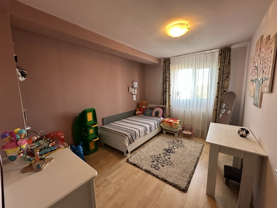 COMISION 0% Cladire de birouri multifunctionala - zona Girocului 21, foxfort.ro