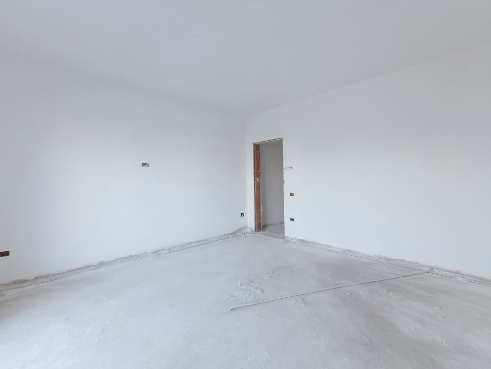 Duplex 4 camere 140 mp utili, toate utilitatile, la asfalt in Giroc - V7800 11, foxfort.ro