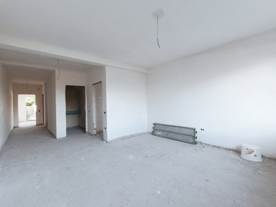 Duplex 4 camere 140 mp utili, toate utilitatile, la asfalt in Giroc - V7800 8, foxfort.ro