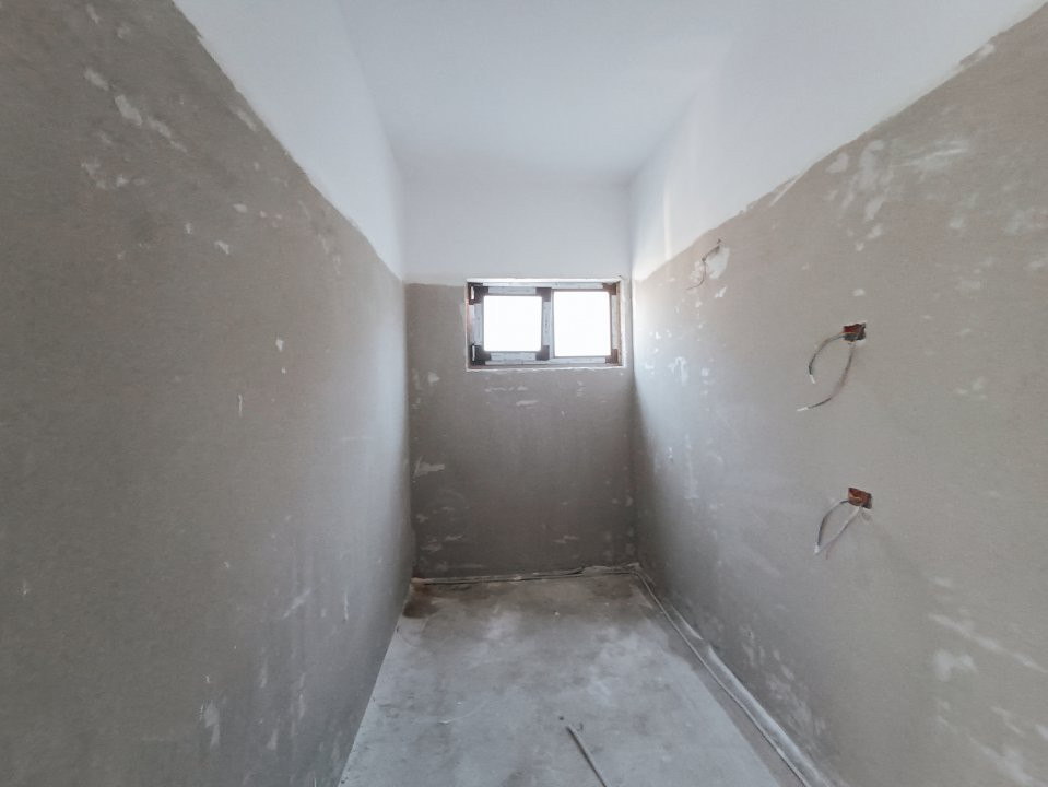 Duplex 4 camere 140 mp utili, toate utilitatile, la asfalt in Giroc - V7800 12, foxfort.ro