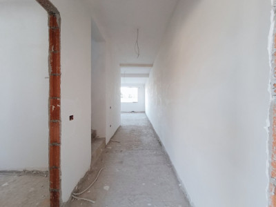 Duplex 4 camere 140 mp utili, toate utilitatile, la asfalt in Giroc - V7800 imagine mica 5, foxfort.ro