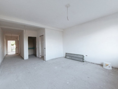 Duplex 4 camere 140 mp utili, toate utilitatile, la asfalt in Giroc - V7800 imagine mica 8, foxfort.ro