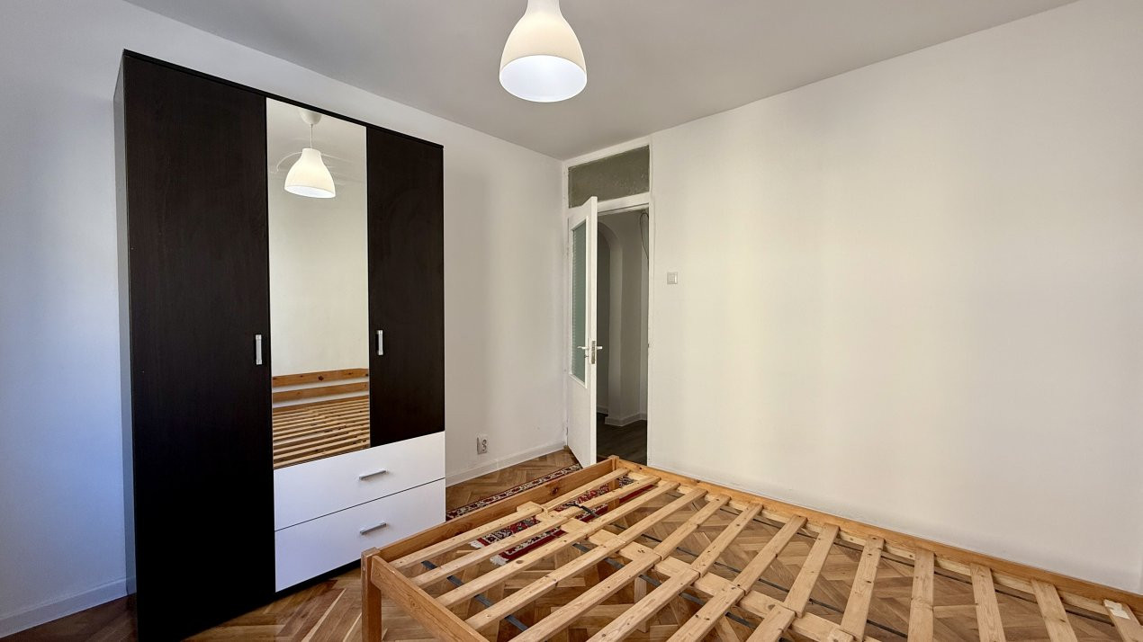 COMISION 0% Apartament 3 camere de inchiriat, zona Lipovei 6, foxfort.ro