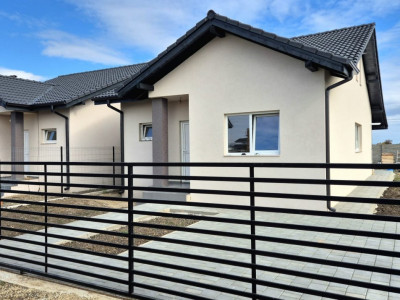 Duplex individual in Mosnita cu toate utilitatile si 360mp teren imagine mica 2, foxfort.ro