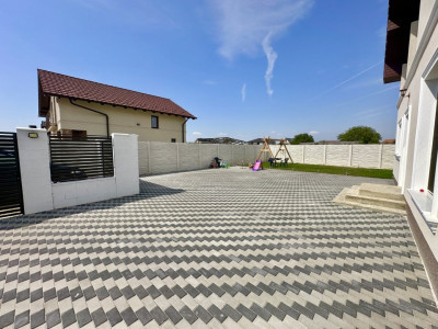 Casa individuala premium cu 5 camere si 190 mp utili – Mosnita zona centrala imagine mica 7, foxfort.ro