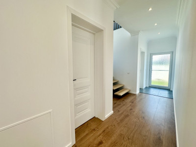 Casa individuala premium cu 5 camere si 190 mp utili – Mosnita zona centrala imagine mica 15, foxfort.ro