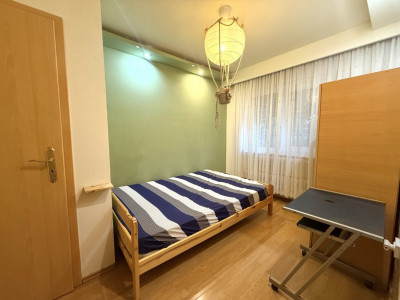 Apartament cu 3 camere de inchiriat, 78 mp, in zona Centrala imagine mica 5, foxfort.ro