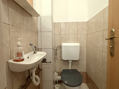 Apartament cu 3 camere de inchiriat, 78 mp, in zona Centrala imagine mica 7, foxfort.ro