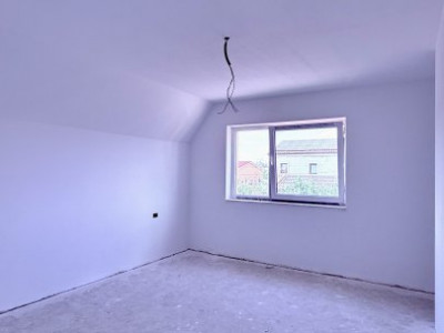 Duplex de vanzare, teren 200 mp, Giarmata Vii imagine mica 8, foxfort.ro