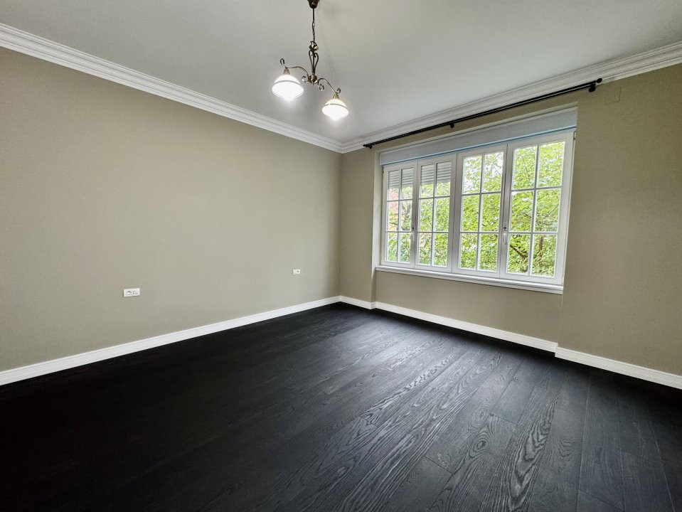 Apartament deosebit, 3 camere, zona Central – Bld. C.D. Loga 13, foxfort.ro