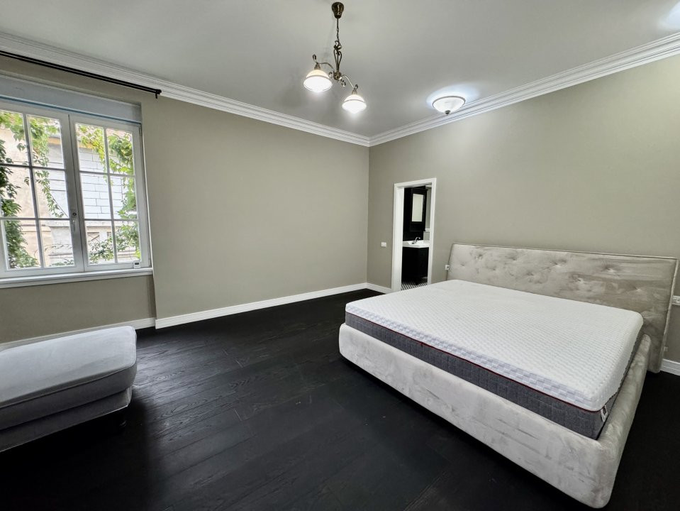 Apartament deosebit, 3 camere, zona Central – Bld. C.D. Loga 17, foxfort.ro