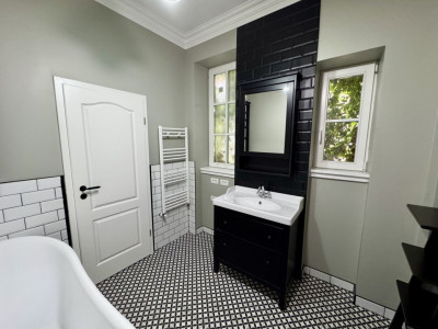 Apartament deosebit, 3 camere, zona Central – Bld. C.D. Loga imagine mica 21, foxfort.ro