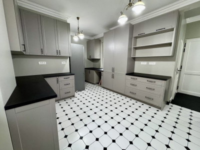 Apartament deosebit, 3 camere, zona Central – Bld. C.D. Loga imagine mica 26, foxfort.ro