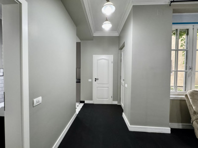 Apartament deosebit, 3 camere, zona Central – Bld. C.D. Loga imagine mica 28, foxfort.ro