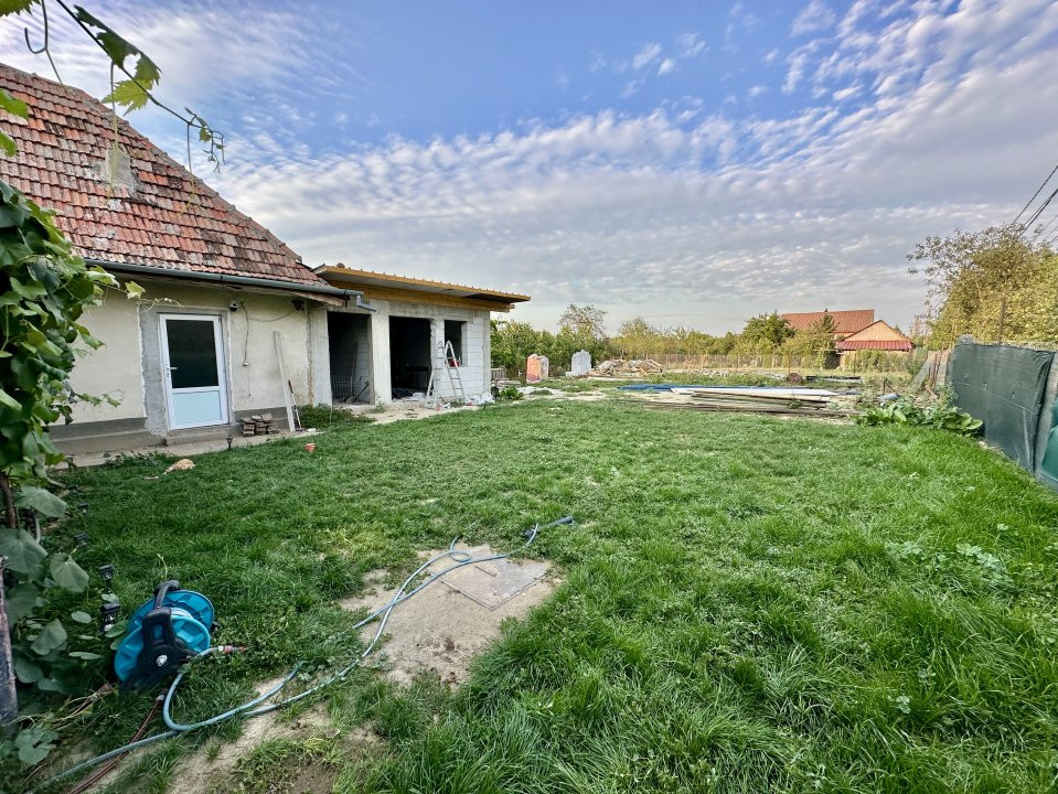 Comision 0% Casa individuala de 123 mp utili cu pozitie centrala Urseni 21, foxfort.ro