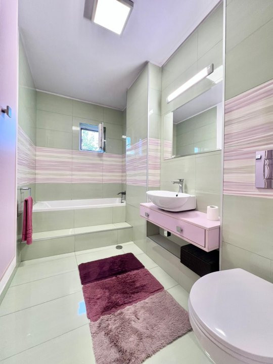 Apartament cu 3 camere, etaj 2 de vanzare, zona Complex Studentesc 3, foxfort.ro