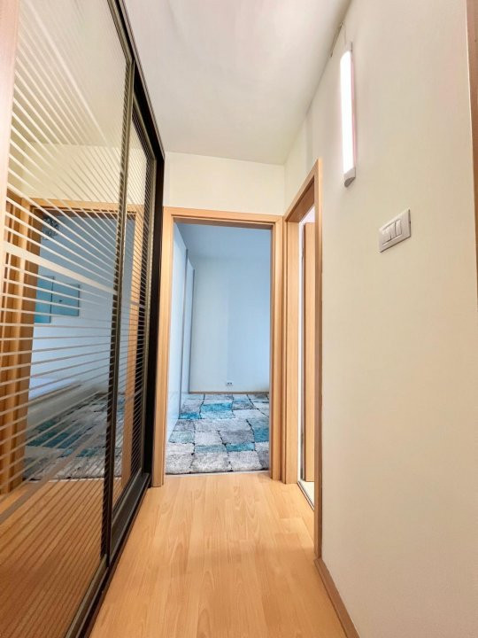 Apartament cu 3 camere, etaj 2 de vanzare, zona Complex Studentesc 5, foxfort.ro