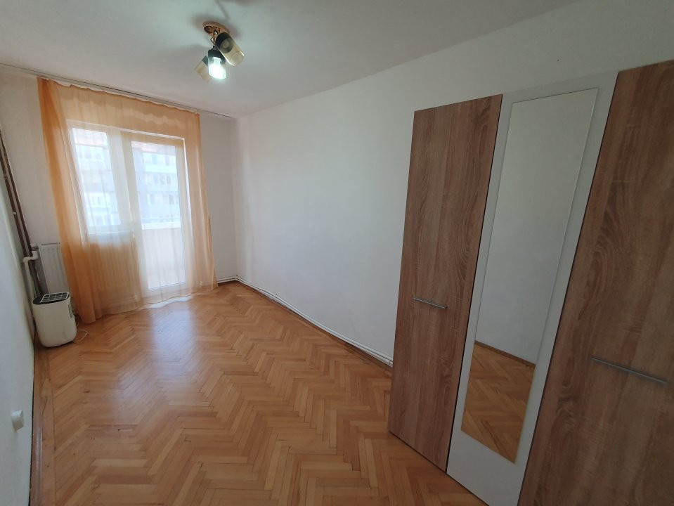 COMISION 0% Apartament cu 4 camere de inchiriat - zona Sagului 9, foxfort.ro