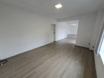 COMISION 0% Spatiu de birou 135 mp utili cu 5 incaperi - zona Steaua imagine mica 3, foxfort.ro