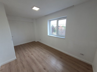 COMISION 0% Spatiu de birou 135 mp utili cu 5 incaperi - zona Steaua imagine mica 32, foxfort.ro