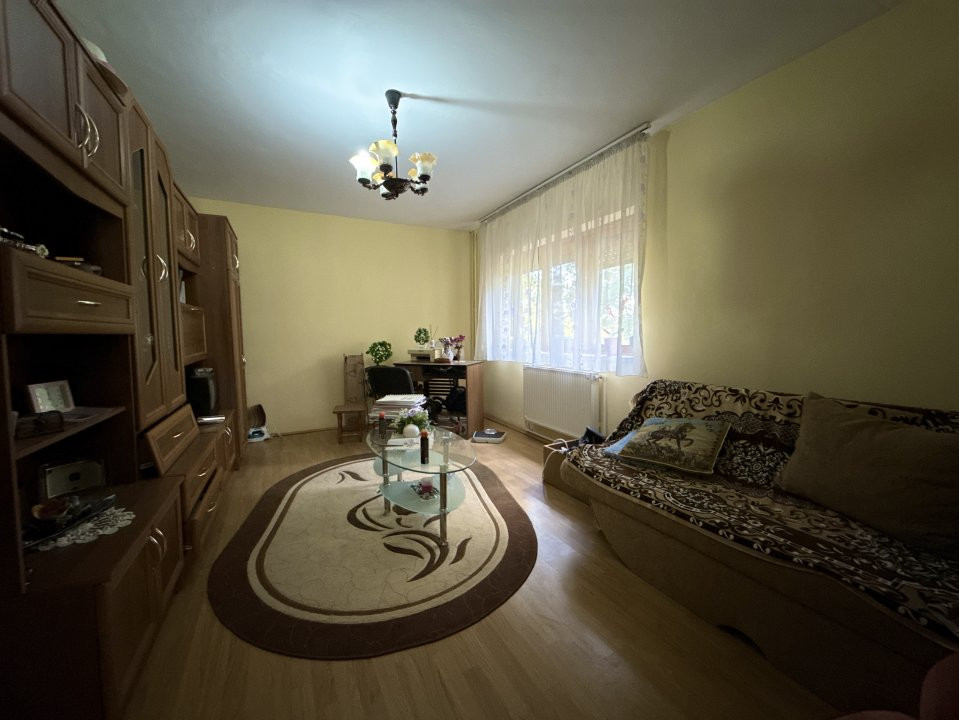 Apartament cu 2 camere de vanzare in Timisoara, zona Aradului 3, foxfort.ro