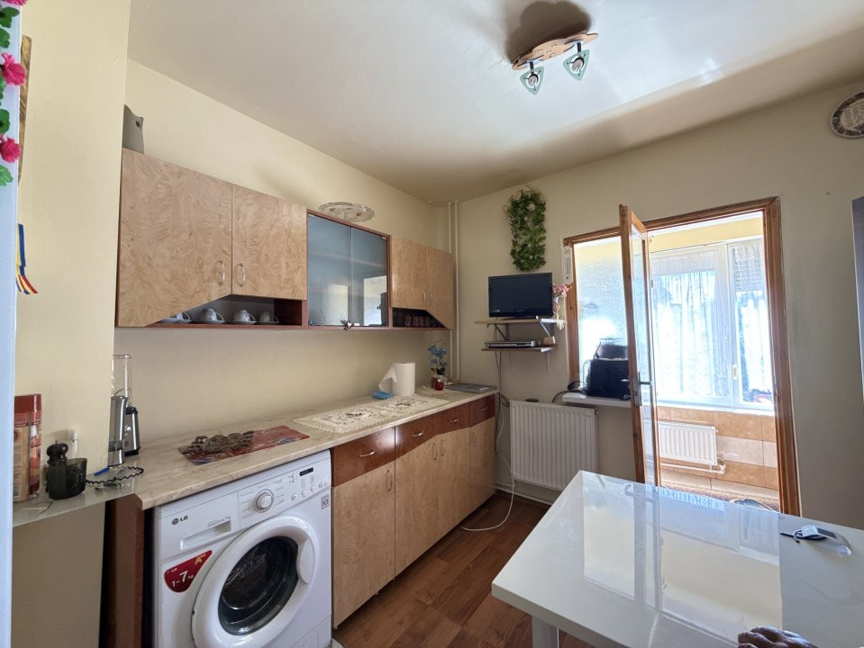 Apartament cu 2 camere de vanzare in Timisoara, zona Aradului 8, foxfort.ro