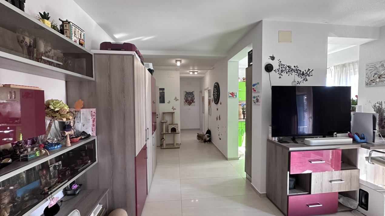COMISION 0% Apartament cu 3 camere, etaj 1, 2 locuri de parcare, zona Buziasului 8, foxfort.ro