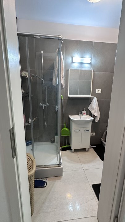 COMISION 0% Apartament cu 3 camere, etaj 1, 2 locuri de parcare, zona Buziasului 23, foxfort.ro
