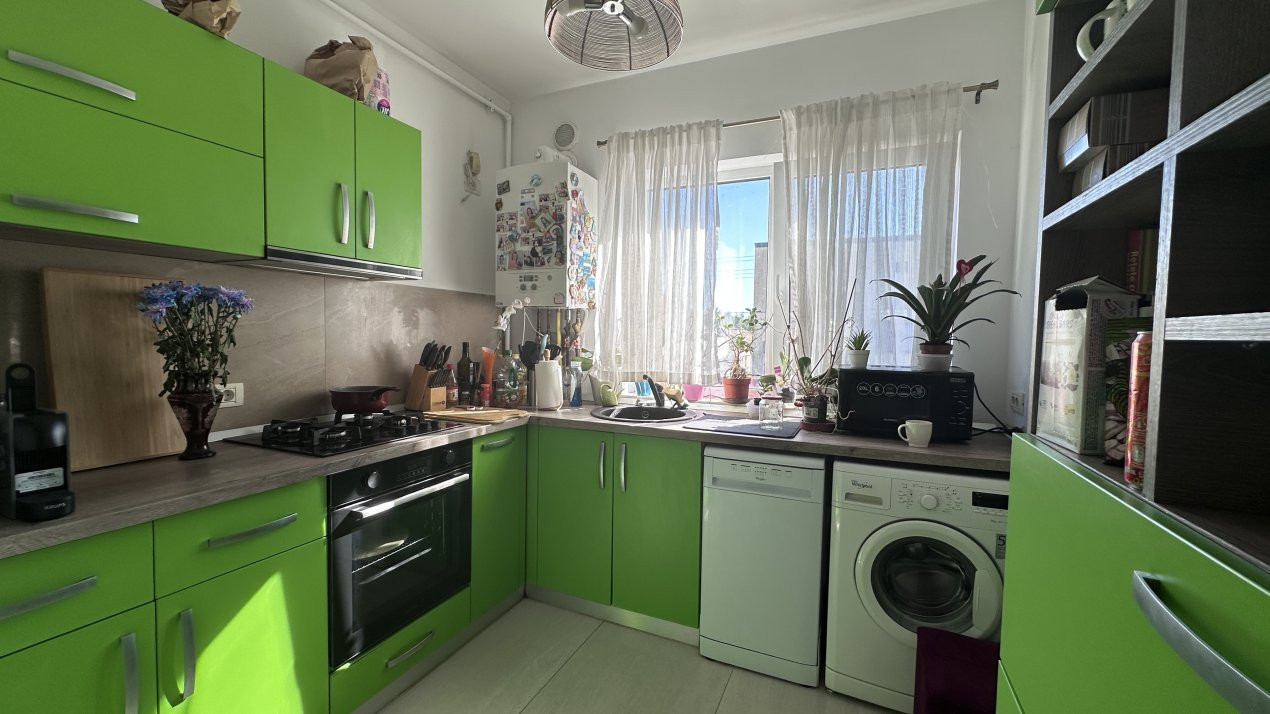 COMISION 0% Apartament cu 3 camere, etaj 1, 2 locuri de parcare, zona Buziasului 5, foxfort.ro