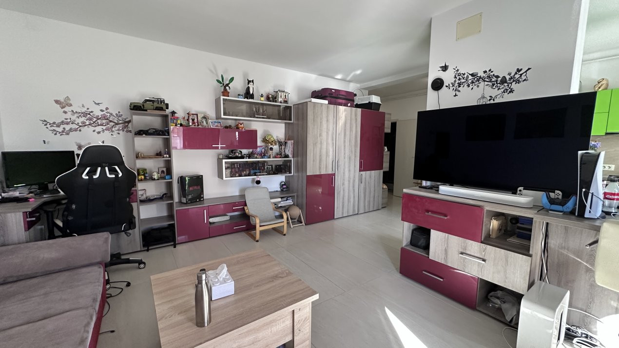 COMISION 0% Apartament cu 3 camere, etaj 1, 2 locuri de parcare, zona Buziasului 9, foxfort.ro