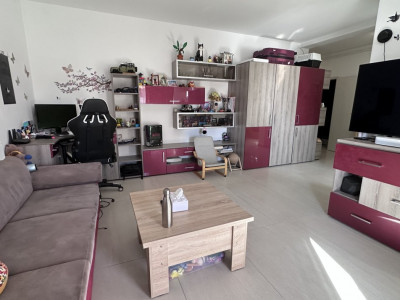 COMISION 0% Apartament cu 3 camere, etaj 1, 2 locuri de parcare, zona Buziasului imagine mica 2, foxfort.ro