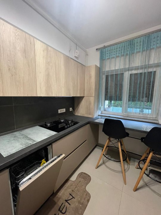 COMISION 0% Apartament de inchiriat cu 3 camere - Zona Braytim 16, foxfort.ro