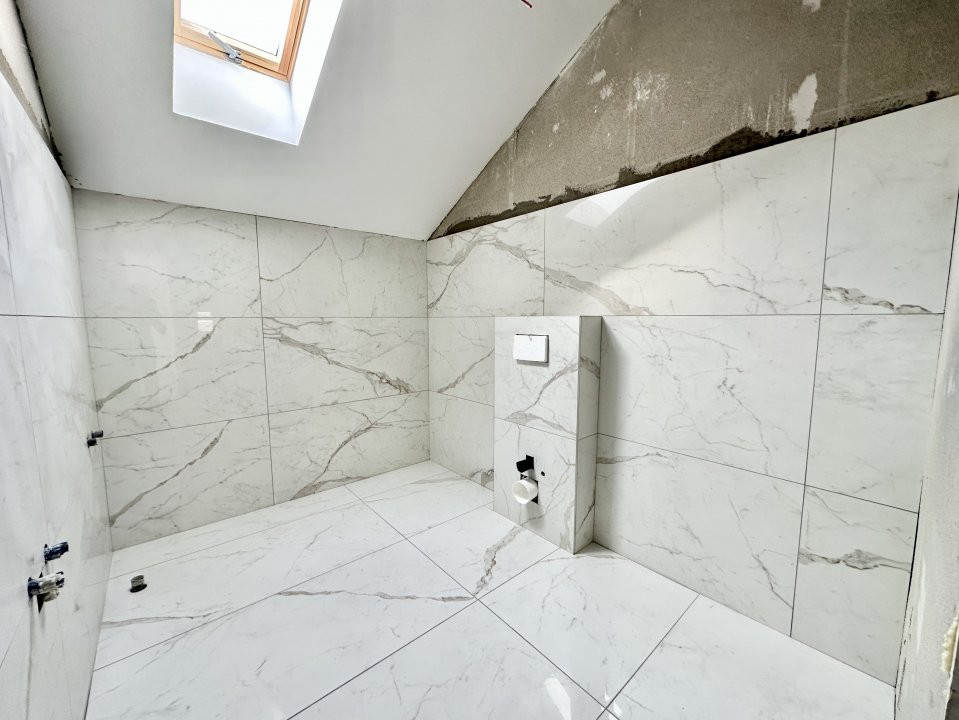 Duplex 4 camere, toate utilitatile, drum pavat 18, foxfort.ro