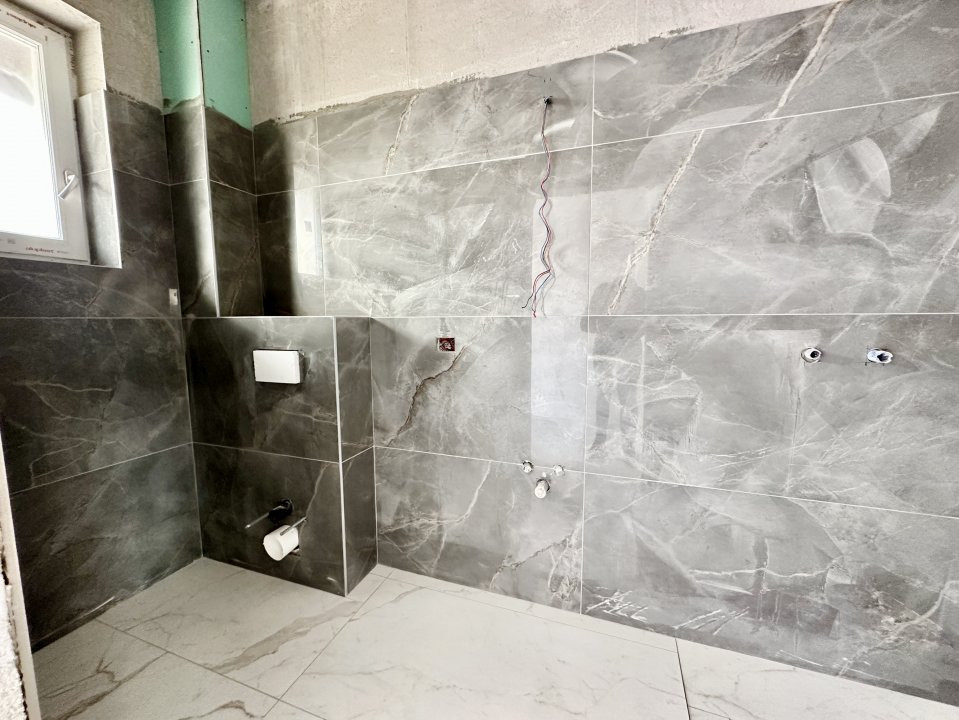 Duplex 4 camere, toate utilitatile, drum pavat 21, foxfort.ro