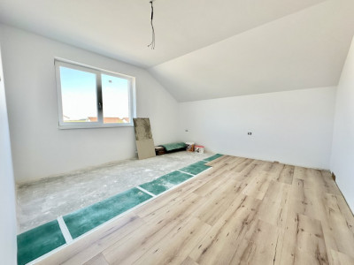 Duplex 4 camere, toate utilitatile, drum pavat imagine mica 13, foxfort.ro