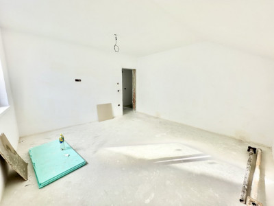 Duplex 4 camere, toate utilitatile, drum pavat imagine mica 16, foxfort.ro