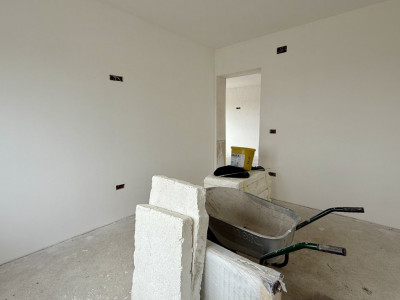 Duplex cu 6 camere, parter - 72 mp, zona Sacalaz imagine mica 8, foxfort.ro
