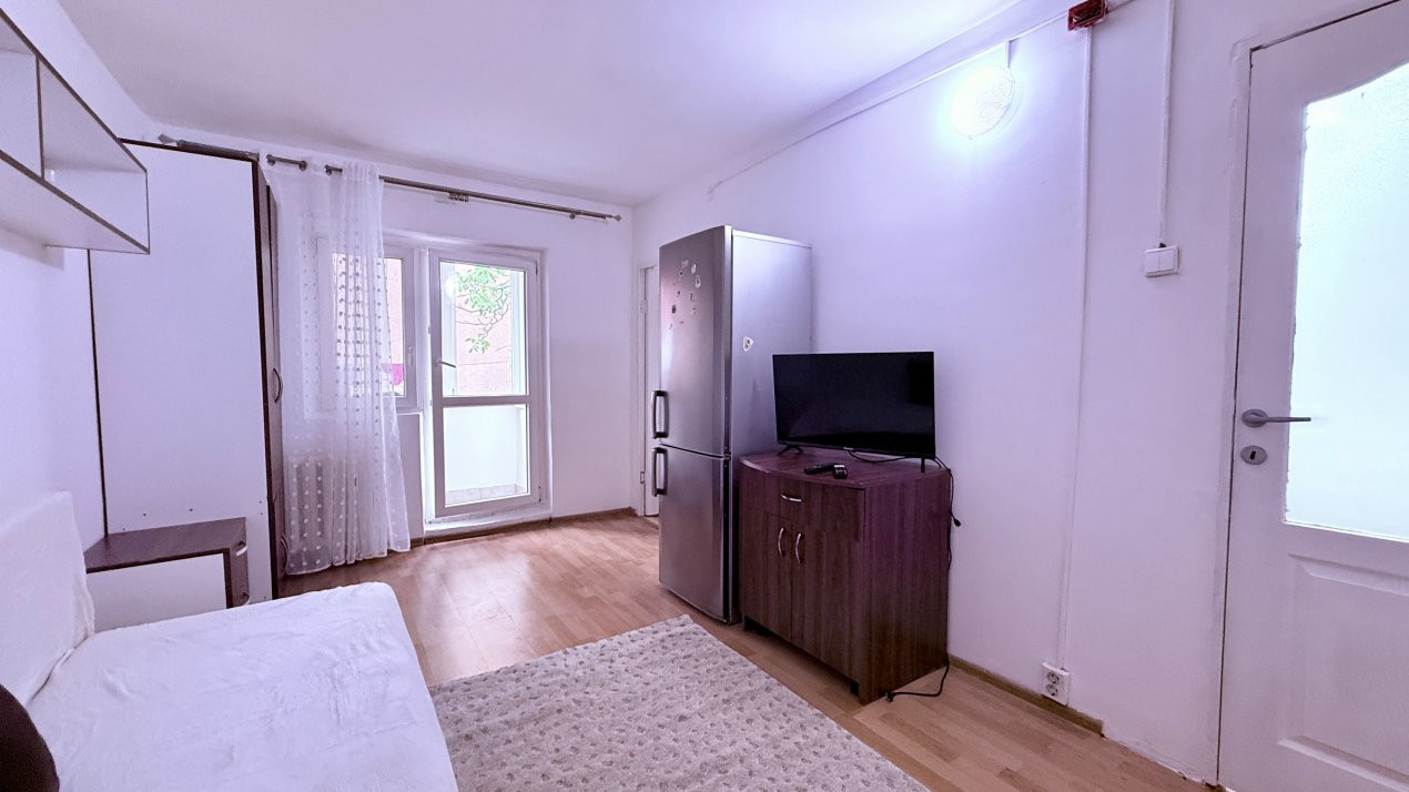 COMISION 0% Apartament cu o camera de 20 mp si balcon, zona Aradului 2, foxfort.ro