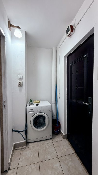 COMISION 0% Apartament cu o camera de 20 mp si balcon, zona Aradului 7, foxfort.ro