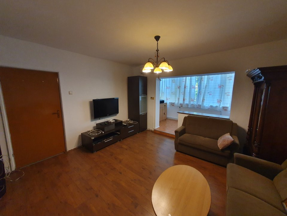 COMISION 0% Apartament de inchiriat cu 4 camere, parter - zona Olimpia Stadion 6, foxfort.ro