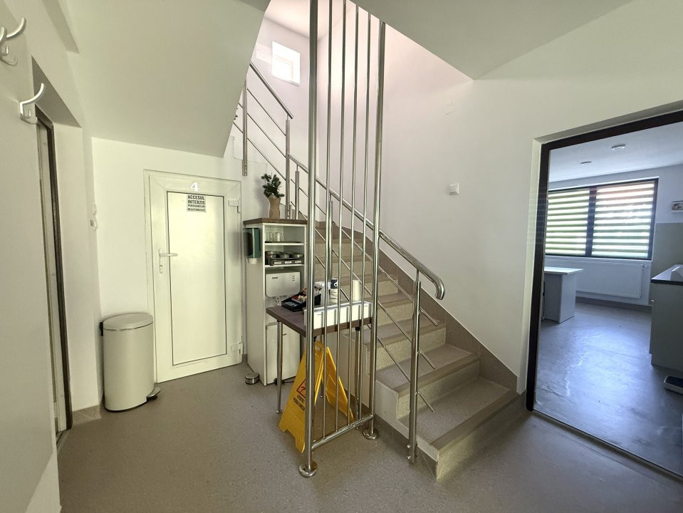 COMISION 0% 2 Cladiri medicale, una amenajata deja, teren 440 mp, Mosnita Noua 9, foxfort.ro