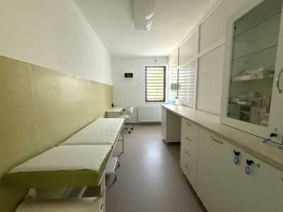 COMISION 0% 2 Cladiri medicale, una amenajata deja, teren 440 mp, Mosnita Noua imagine mica 5, foxfort.ro