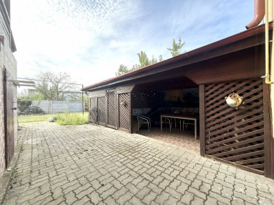 COMISION 0% 2 Cladiri medicale, una amenajata deja, teren 440 mp, Mosnita Noua imagine mica 20, foxfort.ro