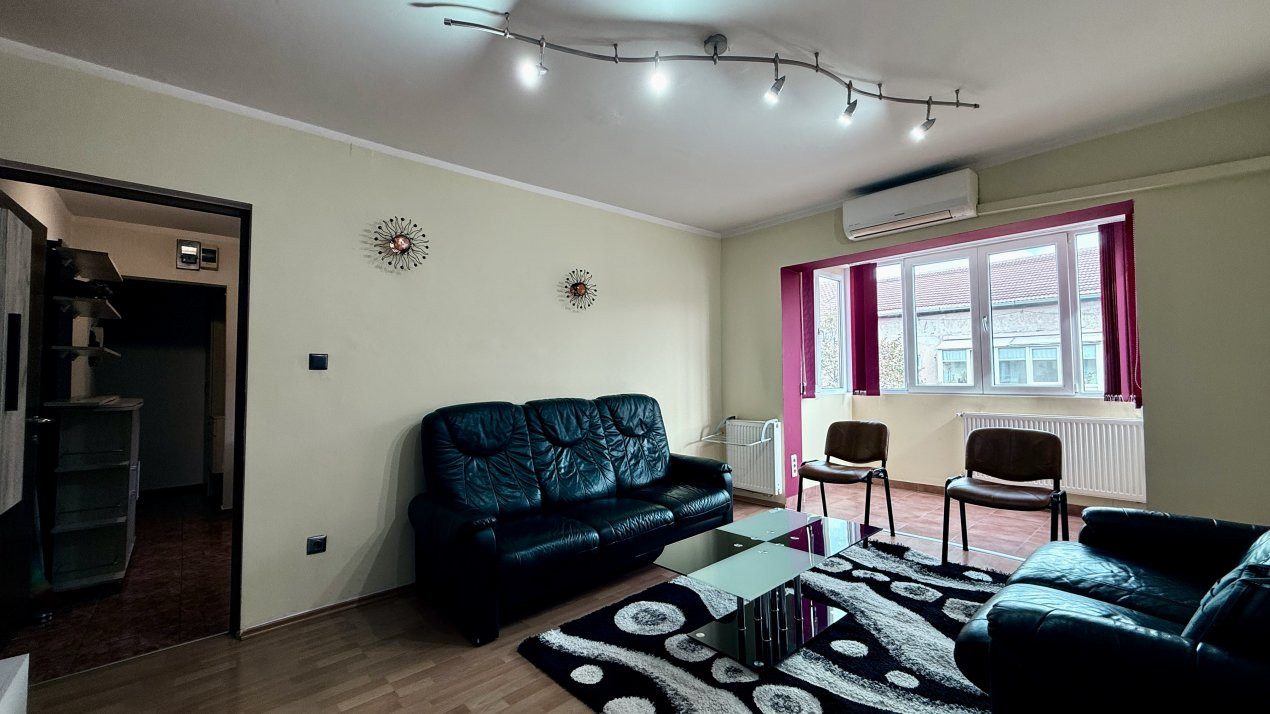 COMISION 0% Apartament cu 2 camere + boxa, zona Olimpia - Stadion 3, foxfort.ro