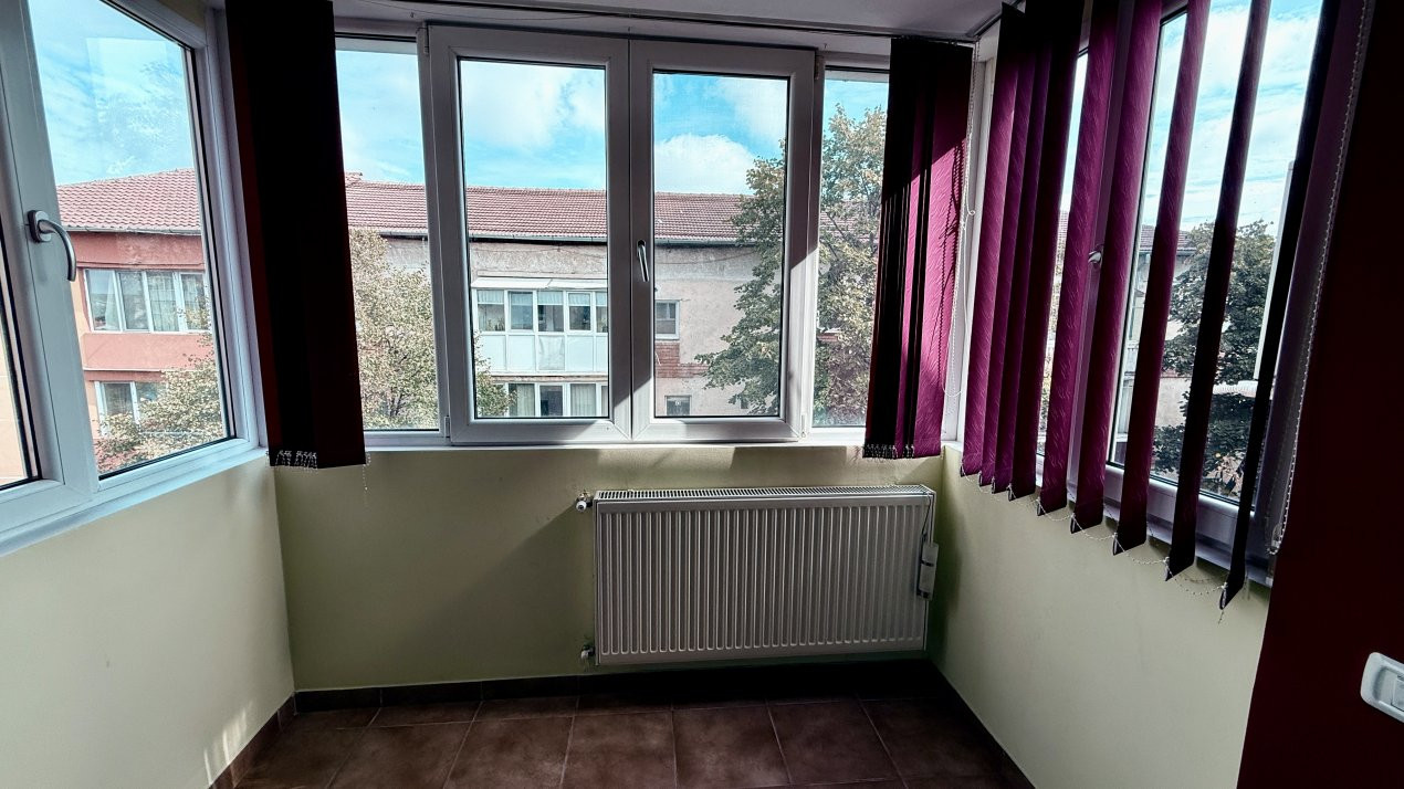 COMISION 0% Apartament cu 2 camere + boxa, zona Olimpia - Stadion 6, foxfort.ro