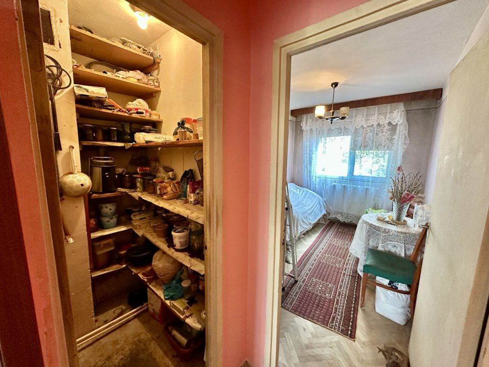 COMISION 0% Apartament cu 3 camere, etaj 3 - zona Sagului 5, foxfort.ro