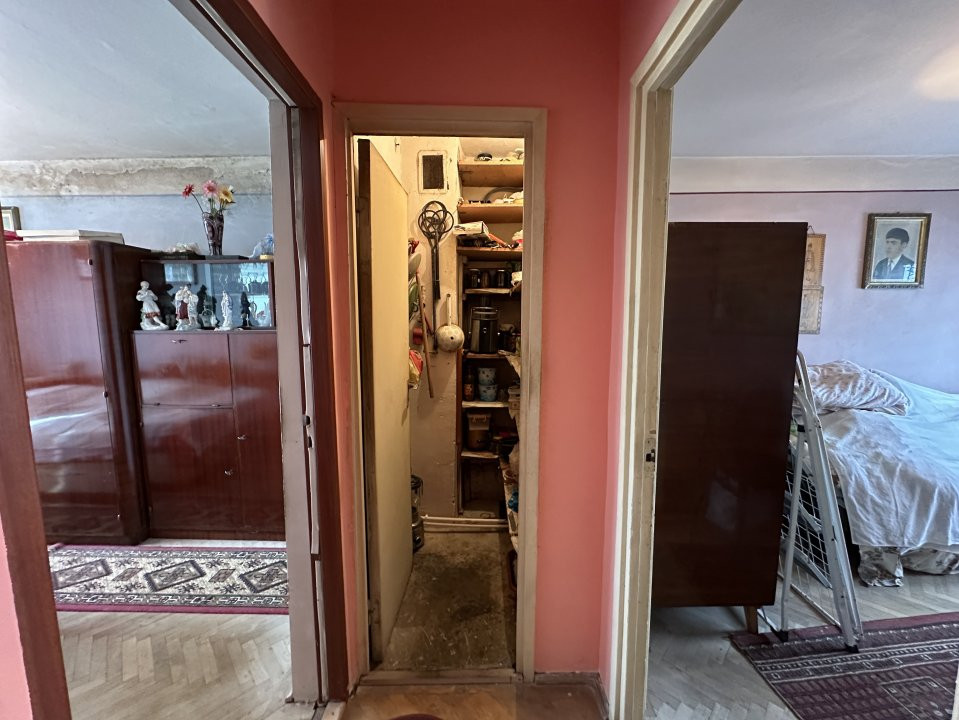 COMISION 0% Apartament cu 3 camere, etaj 3 - zona Sagului 6, foxfort.ro