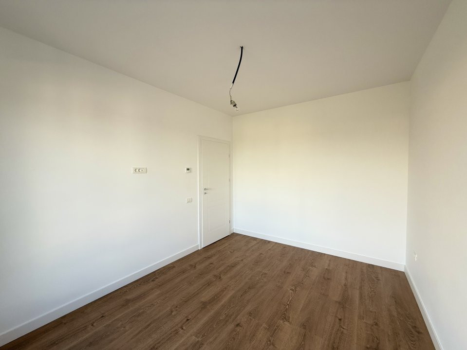 Duplex cu 5 camere de vanzare in localitatea Dumbravita 23, foxfort.ro