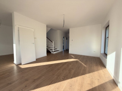 Duplex cu 5 camere de vanzare in localitatea Dumbravita imagine mica 3, foxfort.ro
